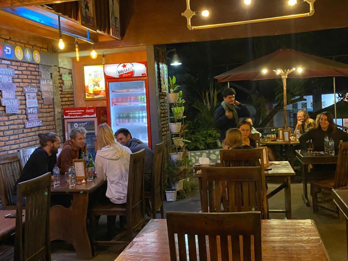 Bintang By Tobias Lodge Cafe & Restaurant Kelimutu Exteriör bild